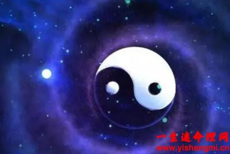 上升星座与水星相冲，上升与水星180度